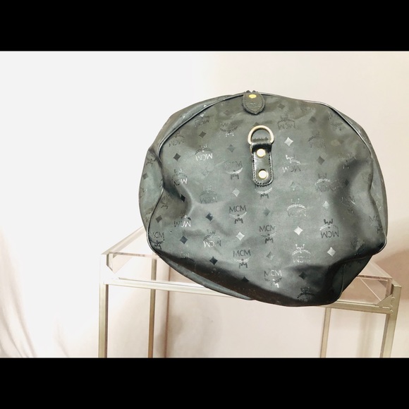 MCM Duffle - Picture 4 of 8